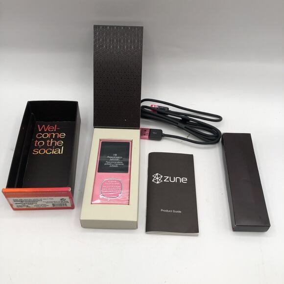 Vintage 2007 Microsoft Zune Media Player - 4GB - Pink English HDWR US Only READ - Picture 1 of 6